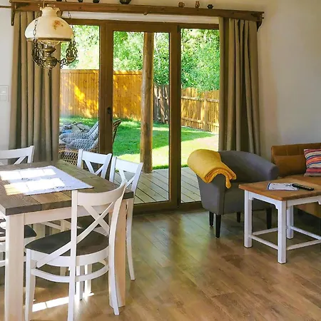Casa vacanze 2 Bedroom Pet Friendly Home In Kopalino