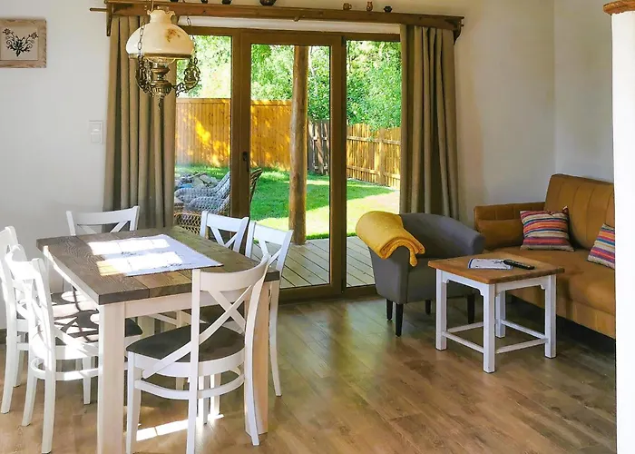 Semesterbostad 2 Bedroom Awesome In