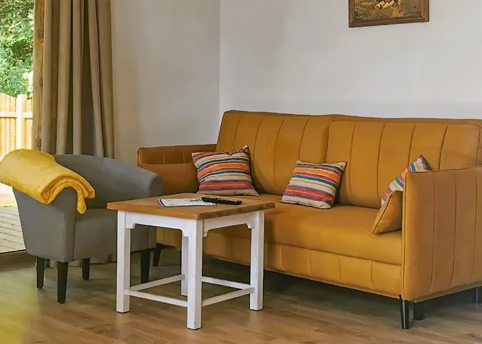 2 Bedroom Awesome In *