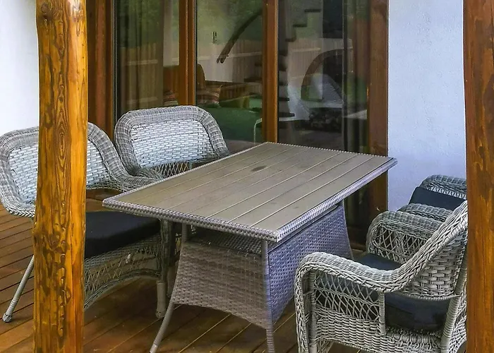 2 Bedroom Awesome In Kopalino